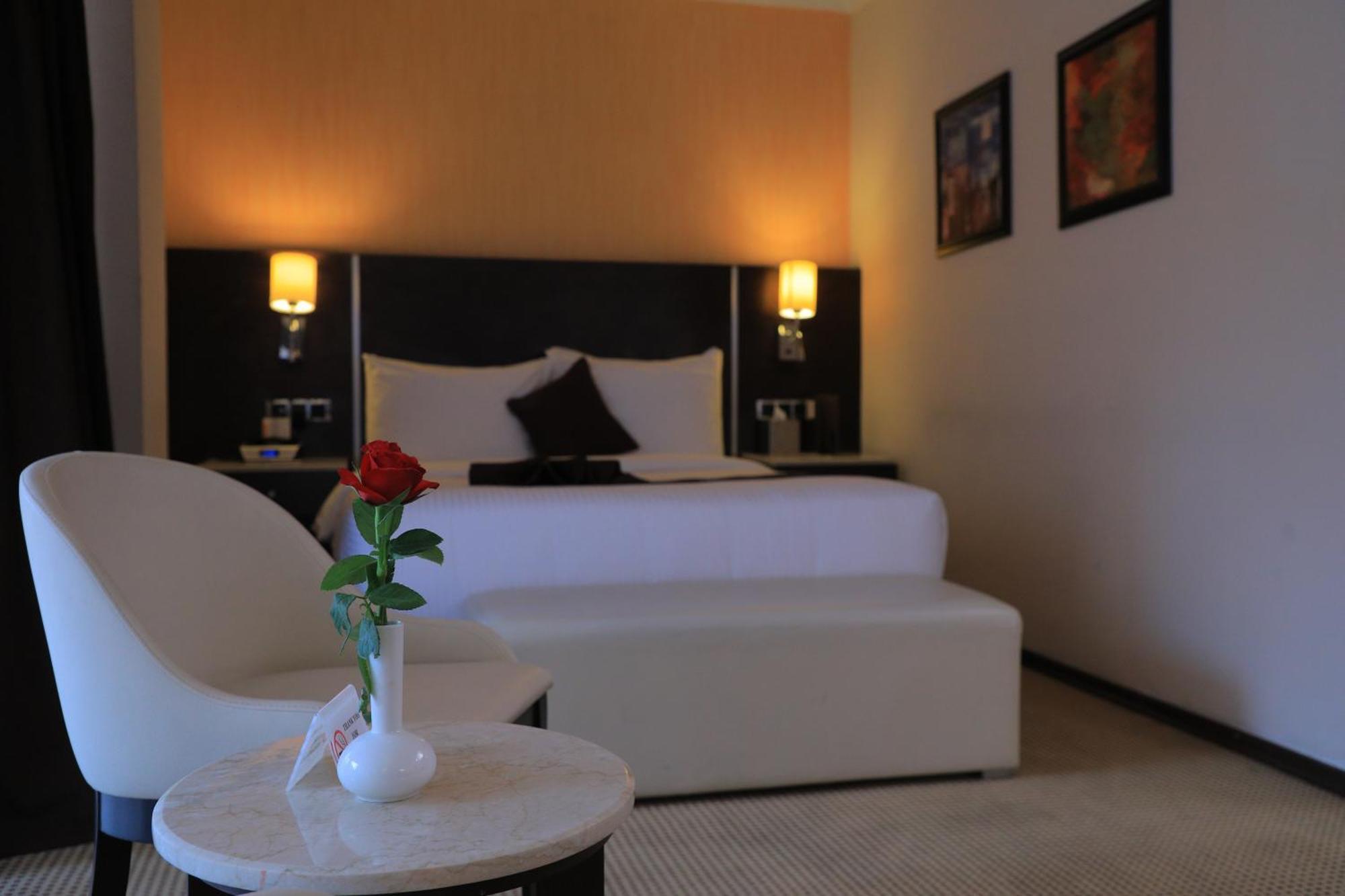 Cassiopeia Hotel Аддис-Абеба Экстерьер фото